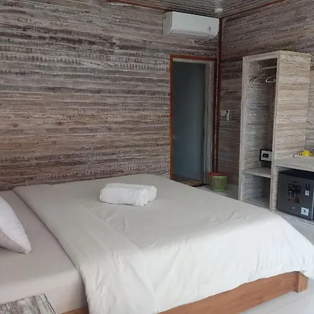 The Beach Huts Lembongan Exterior photo
